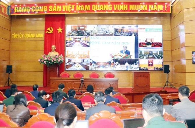 Nhiều hội nghị trực tuyến đã được thực hiện trong các cơ quan Đảng, Chính phủ. Ảnh: Báo Quảng Ninh.
