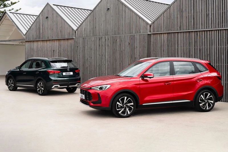 MG ZS Hybrid Plus 2026. 