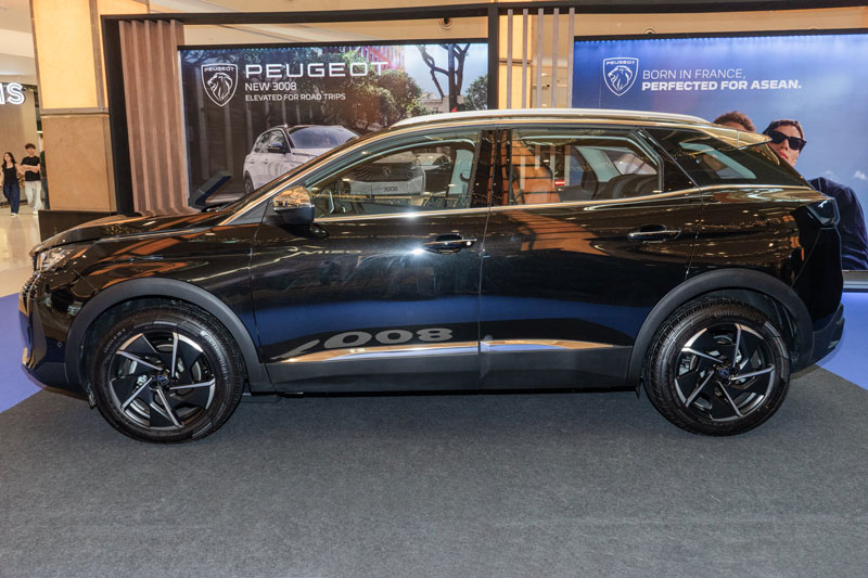 Đối thủ của Honda CR-V trình làng, giá hơn 1,1 tỷ đồng