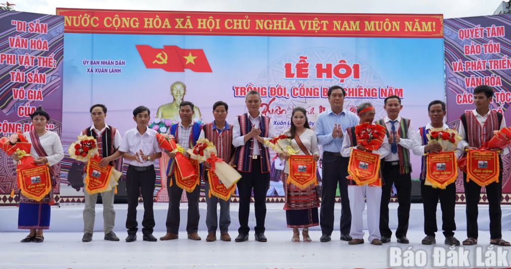 Rộn ràng Lễ hội Trống đôi, cồng ba, chiêng năm Xuân Bính Ngọ 2026