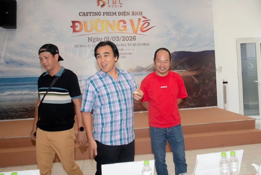 Nghệ sĩ Quyền Linh thị phạm Nghệ sĩ Quyền Linh thị phạm