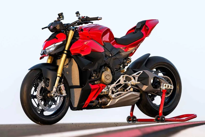 Ducati Streetfighter V4.