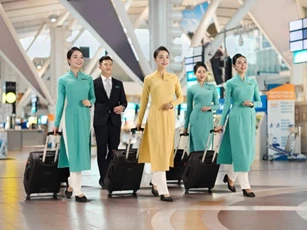 Vietnam Airlines tuyển hơn 1.200 tiếp viên hàng không trong năm 2026