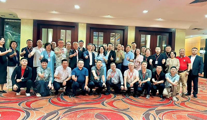 Các đại biểu tham dự Diễn đàn.