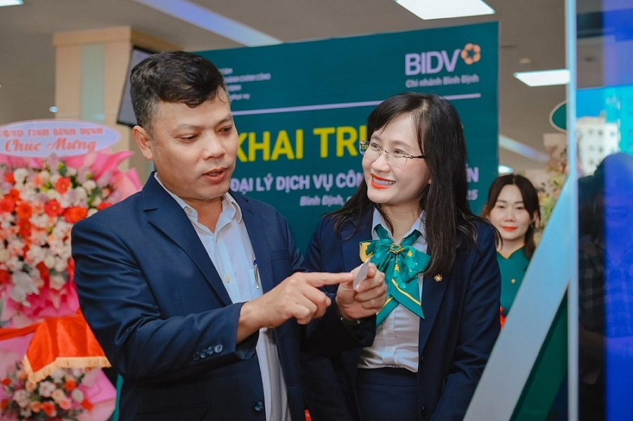 ‘Bông hồng số’ ngành ngân hàng