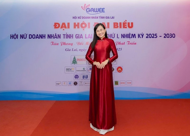 “Bông hồng số” Nguyễn Thị Ngọc Quỳnh hiện là Phó Chủ tịch Hội Nữ doanh nhân tỉnh Gia Lai.