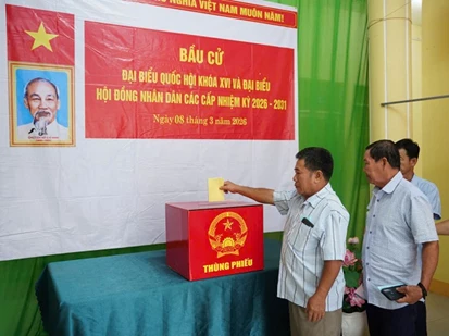 An Giang: Cử tri đặc khu Thổ Châu nô nức đi bầu cử sớm