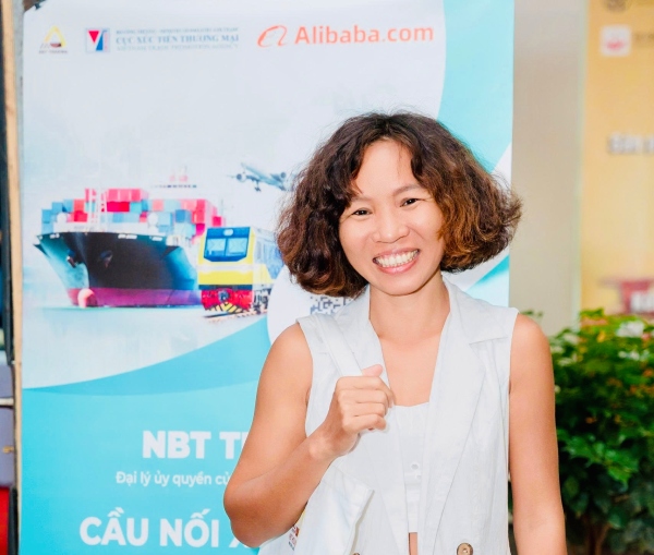 Cú lội ngược dòng sau đơn hàng 'mất trắng' tỷ đồng  