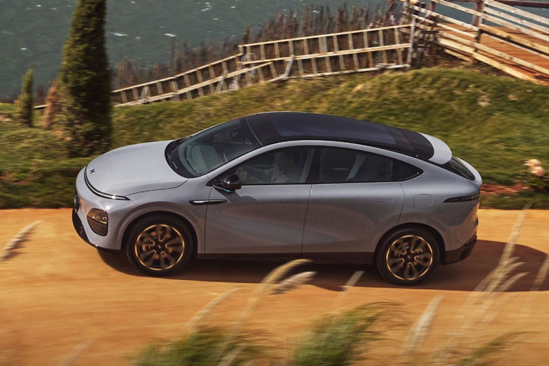 Xe cầm cao công suất 296 mã lực, tiêu thụ 2,24 lít xăng/100 km, giá hơn 700 triệu đồng