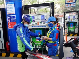 Doanh nghiệp xăng dầu phải chủ động nguồn cung, tuyệt đối không găm hàng