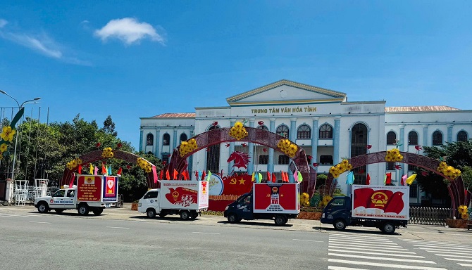 Các xã, phường ở Cà Mau sẵn sàng cho ngày hội bầu cử