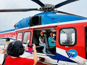 TP Hồ Chí Minh khởi động lại tour ngắm cảnh từ trên cao bằng trực thăng