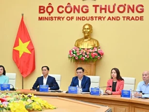 Biến nền tảng số thành 'dữ liệu sống' hỗ trợ doanh nghiệp xuất khẩu