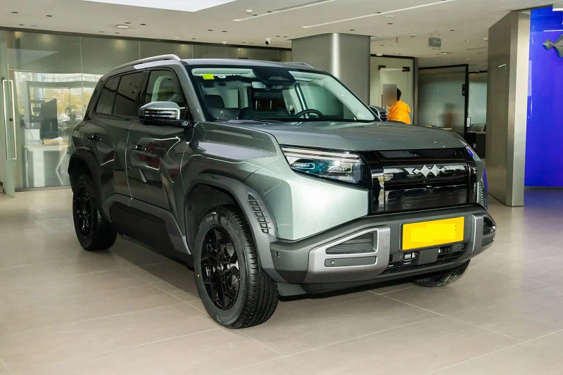 BYD Fang Cheng Bao Ti3 Flash Charging Edition.