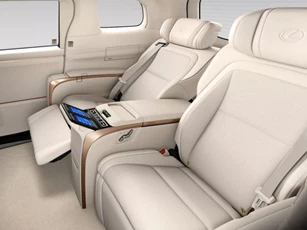 Lexus LM 500h 2026 trình làng, giá khởi điểm hơn 2,5 tỷ đồng