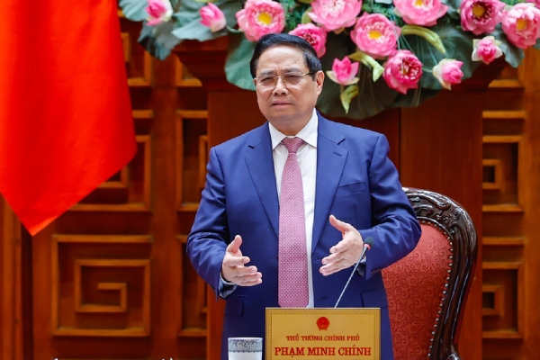 Xem xét bố trí ngân sách hỗ trợ bình ổn giá xăng dầu