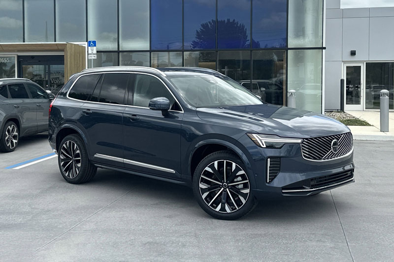 Chi tiết đối thủ của Lexus RX vừa trình làng tại Việt Nam, giá từ 3,289 tỷ đồng