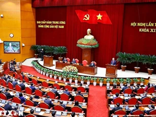 Khai mạc Hội nghị lần thứ 2 Ban Chấp hành Trung ương Đảng khóa XIV