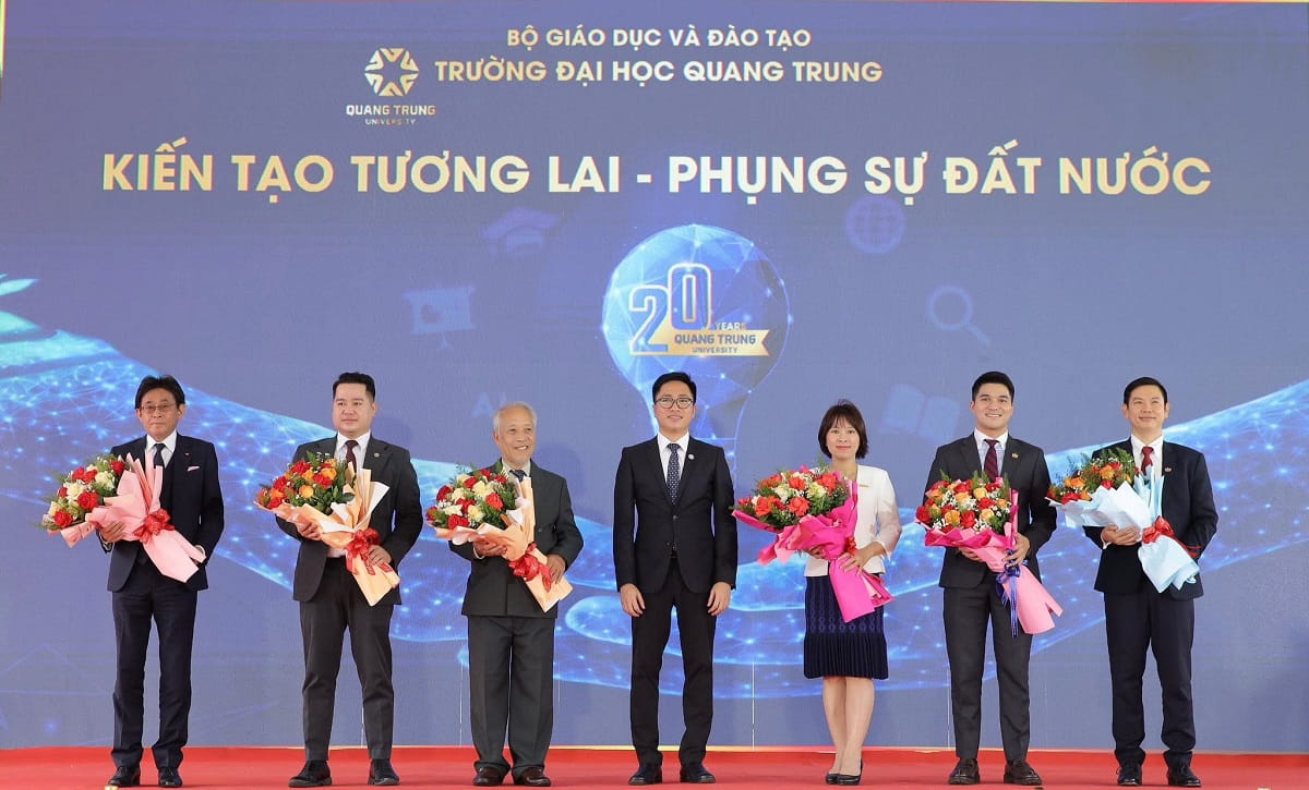 Đại học Quang Trung ‘bắt tay’ doanh nghiệp, gắn đào tạo với thực tiễn