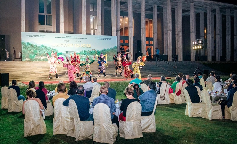 Trung tâm ICISEnghệ thuật tuồng cổ Bình Định đến gần hơn với các nhà khoa học quốc tế.