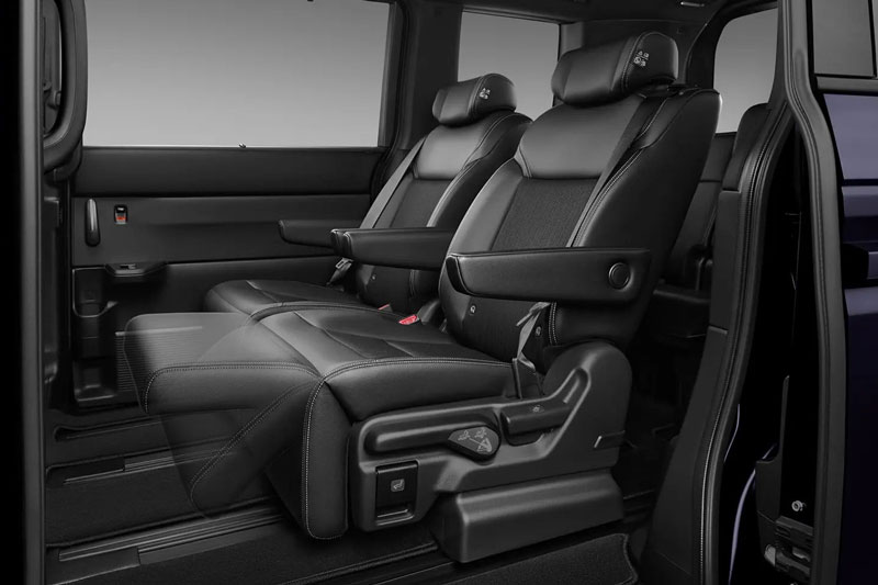 Honda giới thiệu xe MPV động cơ hybrid, giá hơn 1,4 tỷ đồng