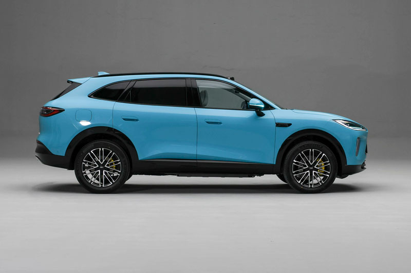 SUV hạng D công suất 503 mã lực, trang bị tiên tiến, giá hơn 530 triệu đồng