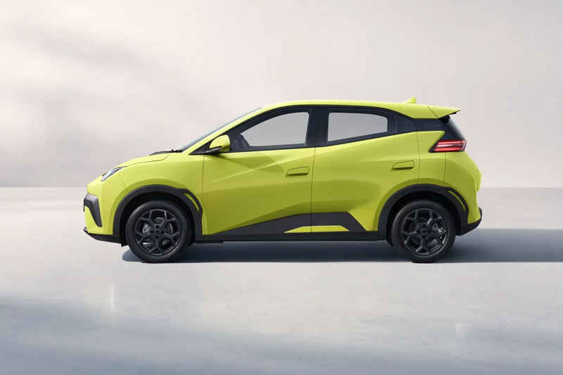 Xe hatchback giá gần 350 triệu đồng có gì đáng chú ý?