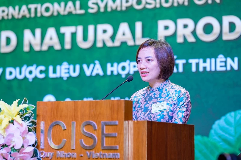 PGS.TS Nguyễn Thị Kiều Oanh – Trưởng Ban tổ chức MPNP2026, chia sẻ thông tin. 