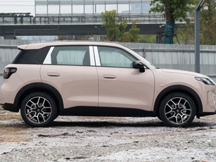 Xe gầm cao hạng B công suất 122 mã lực, giá 250 triệu đồng