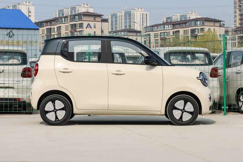 Xe điện mini thiết kế đẹp, giá hơn 170 triệu đồng