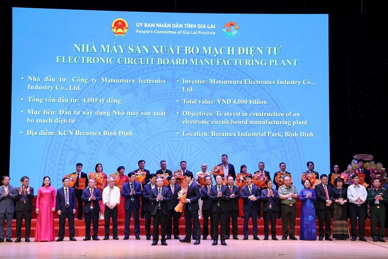 Becamex VSIP Bình Định đón nhiều dự án trong và ngoài nước. Becamex VSIP Bình Định đón nhiều dự án trong và ngoài nước.