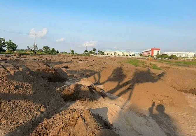 Dự án có tổng mức đầu tư trên 40 tỷ đồng, nguồn vốn do ngân sách tỉnh hỗ trợ và các nguồn vốn hợp pháp khác. Dự án có tổng mức đầu tư trên 40 tỷ đồng, nguồn vốn do ngân sách tỉnh hỗ trợ và các nguồn vốn hợp pháp khác.