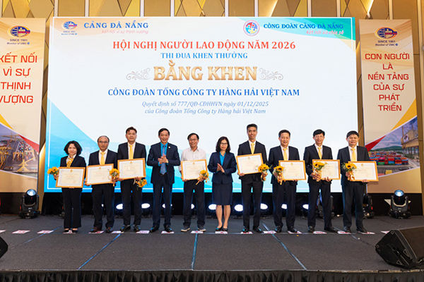 Cảng Đà Nẵng hướng tới cảng xanh và thông minh