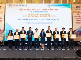 Cảng Đà Nẵng hướng tới cảng xanh và thông minh