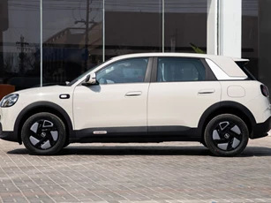 Xe hatchback đẹp long lanh, công suất 122 mã lực, giá hơn 220 triệu, khách hàng thay nhau ‘chốt đơn’