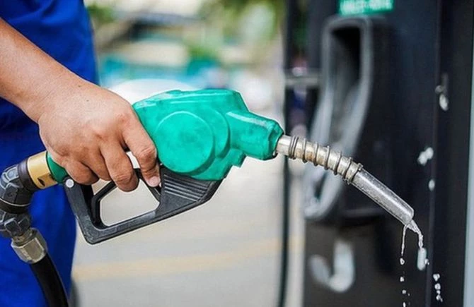 Cục Quản lý và Phát triển thị trường trong nước sẽ là nơi thực hiện việc tạm ứng cho Quỹ bình ổn xăng dầu tại các thương nhân đầu mối.