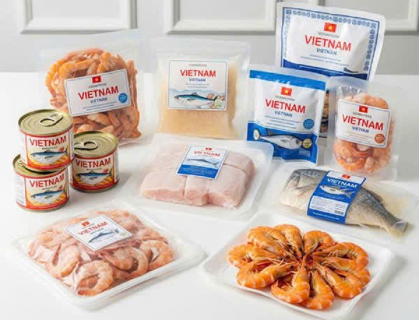 Thủy sản Việt Nam tăng trưởng nhờ thị trường Trung Quốc, nhưng tiềm ẩn nhiều rủi ro