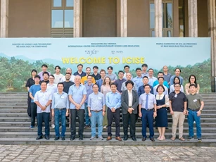 Việt Nam tăng cường kết nối khoa học quốc tế trong lĩnh vực quang tử