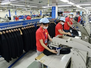 Ngành da giày đối mặt 'cú sốc kép' từ xung đột Trung Đông