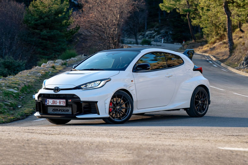 Xe thể thao Toyota công suất 300 mã lực, giá hơn 2,1 tỷ đồng