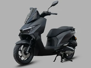 Honda giới thiệu xe tay ga 150cc, phanh ABS 2 lênh, TCS, giá gần 52 triệu đồng