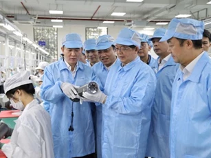 Xây dựng 'đầu tàu' công nghệ để làm chủ camera AI