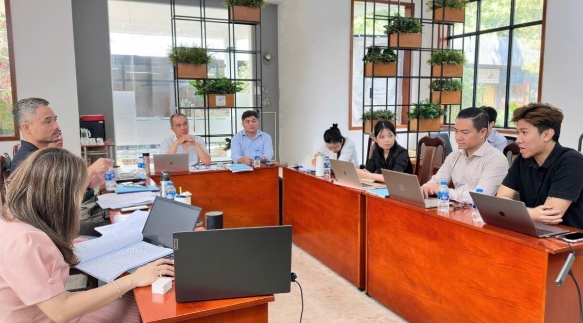 Doanh nghiệp Việt làm chủ giải pháp cá nhân hóa ốp lưng điện thoại 