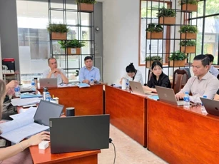 Doanh nghiệp Việt làm chủ giải pháp cá nhân hóa ốp lưng điện thoại