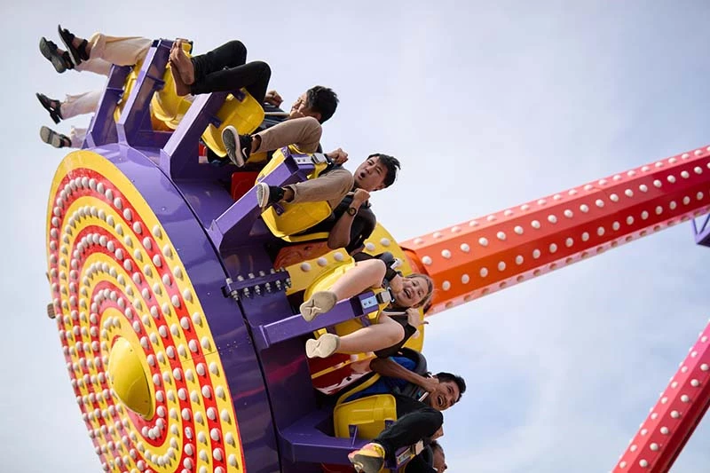 Các trò chơi cảm giác mạnh đa cấp độ thu hút đông đảo du khách trải nghiệm
