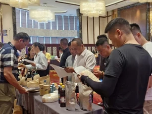 Thúc đẩy hợp tác kinh tế, kết nối giao thương doanh nghiệp Việt - Trung