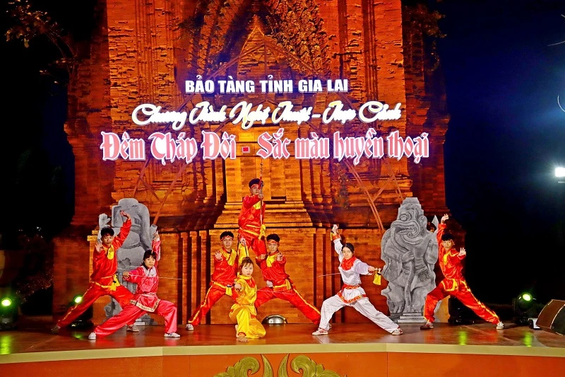 Tiết mục biểu diễn Võ cổ truyền Bình Định.