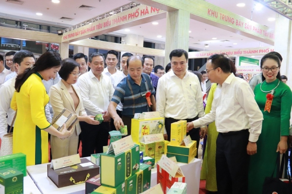 Khai thác chiều sâu văn hoá để nâng tầm thương hiệu Việt