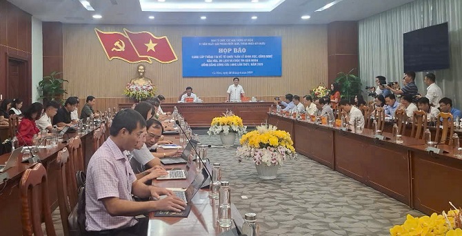 Cà Mau tổ chức 2 sự kiện lớn, hướng tới mục tiêu phát triển nhanh, xanh và bền vững