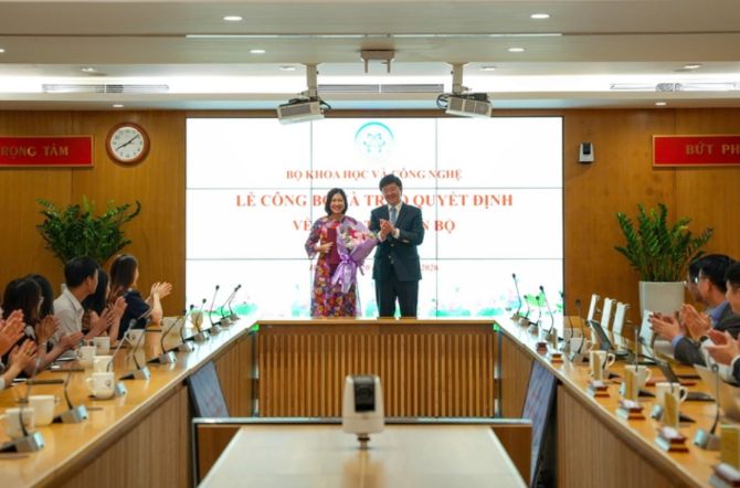 Bổ nhiệm quyền Viện trưởng Viện Công nghệ số và Chuyển đổi số quốc gia